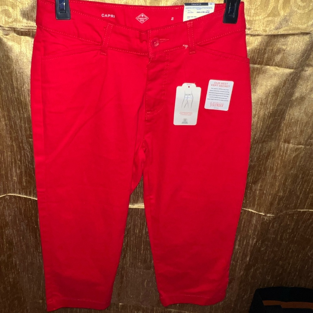 Women capris new